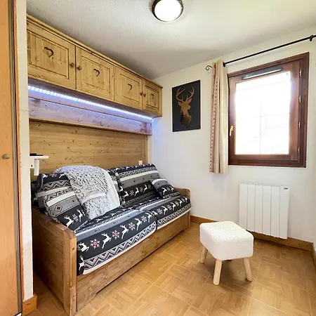 2 Au Pied Des Pistes Avec Piscine Interieure - Fr-1-505-228